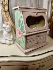 Refinished vintage jewelry for sale  Milton