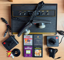 Console Atari 2600 4 interruptores Woody NTSC SUNNYVALE AV-Modded + jogos + acessórios, usado comprar usado  Enviando para Brazil
