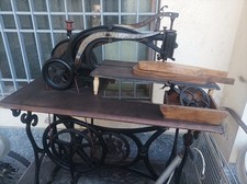 Cucitrice per calzolaio usato  Borgaro Torinese