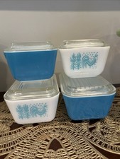 Set vtg pyrex for sale  Chula Vista