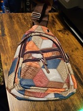 Bolsa estilingue de couro 4 bolsos, alça ajustável. Design resistente. comprar usado  Enviando para Brazil