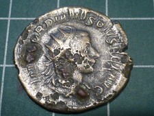 Monnaie romaine antique d'occasion  Franqueville-Saint-Pierre