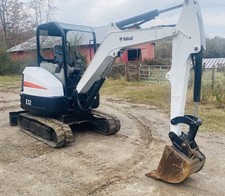 2015 bobcat e32 for sale  Cornelia