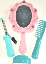 Barbie specchio accessori usato  Napoli