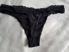 Spitzenslip string schwarz gebraucht kaufen  Freudenstadt