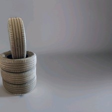 215 r16 bridgestone usato  Sovico