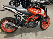 2017 ktm 390 d'occasion  Expédié en Belgium