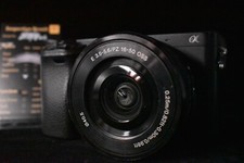 [Garantia de 1 ano] Câmera Digital Mirrorless Sony A6400 com Lente Preta 6674 comprar usado  Enviando para Brazil