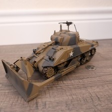 The Ultimate Soldier WW II US Tank 32x M4A3 Sherman Dozer Kit Modelo USADO comprar usado  Enviando para Brazil