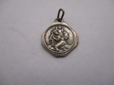 Ancienne medaille religieuse d'occasion  Prades