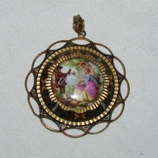 Medaillon pendentif ancien d'occasion  Hennebont