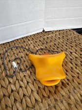 Parque Disney Pato Donald Bico Quacker Pato Bill Call Apito Estilo comprar usado  Enviando para Brazil