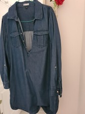 Robe chemise jean d'occasion  Poussan