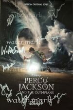 FOTO ASSINADA WALKER SCOBELL & CAST- PERCY JACKSON & THE OLYMPIANS REIMPRESSÃO 8"X11", usado comprar usado  Enviando para Brazil