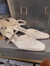 Katrina katz bride for sale  PRESTON