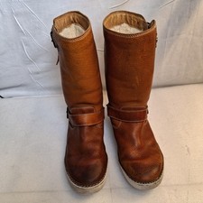 Ugg andra tall for sale  Norco