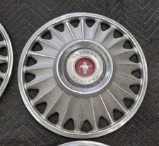 Capas de roda Ford Mustang década de 1960 originais usadas ótima decoração de parede comprar usado  Enviando para Brazil