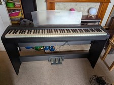 Yamaha keyboard for sale  LOUGHBOROUGH