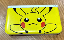 Console Nintendo 3DS XL LL Pokemon Pikachu amarelo Pokemon Center limitado apenas comprar usado  Enviando para Brazil
