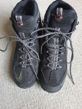 Mammut walking boots for sale Mammut walking boots for sale  SURBITON
