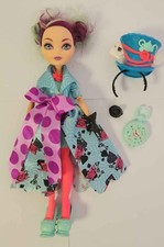 Boneca Ever After High Way Too Wonderland Madeline Hatter comprar usado  Enviando para Brazil