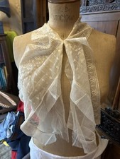 Corsage tulle broderies d'occasion  Lyon IV