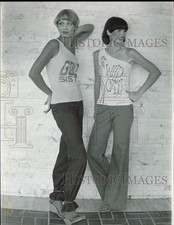 1976 Press Photo Roupas modelo femininas no Merchandise Mart - lrb00822 comprar usado  Enviando para Brazil