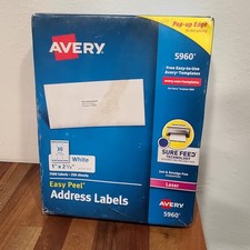 7500 labels avery for sale  Frostproof