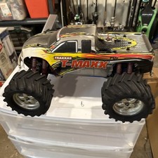 Traxxas maxx 2.5 for sale  Kenner