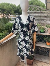 Vestito portafoglio fantasia usato Vestito portafoglio fantasia usato  San Michele al Tagliamento