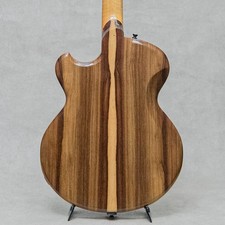 Usado, Guitarra Victor Baker modelo 14 semi-oca brilho natural usada comprar usado Usado, Guitarra Victor Baker modelo 14 semi-oca brilho natural usada comprar usado  Enviando para Brazil