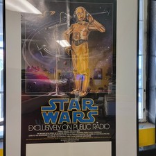 pôster vintage de “Star Wars: Exclusivamente na Rádio Pública” de 1981 comprar usado pôster vintage de “Star Wars: Exclusivamente na Rádio Pública” de 1981 comprar usado  Enviando para Brazil