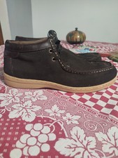 Paires chaussures neuves d'occasion  Réalmont