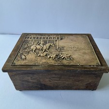 Antiga caixa de mesa de madeira alças latão placa em relevo caça cavalo pub inglês, usado comprar usado  Enviando para Brazil
