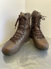 Altberg defender boots for sale  STEVENAGE
