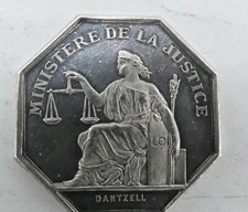 Ancien jeton argent d'occasion  Laigneville