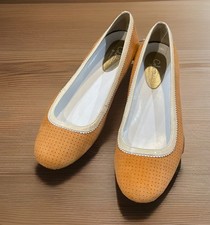 Cole haan women for sale  Madison