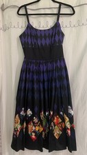 Vestido Disney Parks The Dress Shop Villains roxo médio preto arlequim comprar usado Vestido Disney Parks The Dress Shop Villains roxo médio preto arlequim comprar usado  Enviando para Brazil