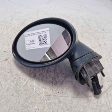 Specchietto retrovisore estern usato Specchietto retrovisore estern usato  Mineo