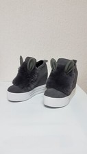Chaussures oreilles talon d'occasion  Vif