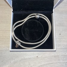 Collana pandora charms usato  Dolianova