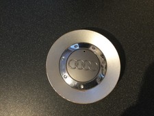 1xaudi alloy wheel for sale 1xaudi alloy wheel for sale  HOLMFIRTH