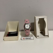 RARO! Relógio Rip Curl "Y2K" caixa original pulseira de couro rosa surf comprar usado RARO! Relógio Rip Curl "Y2K" caixa original pulseira de couro rosa surf comprar usado  Enviando para Brazil