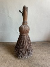 Melhor vassoura batedora antiga cabo de madeira ótima pátina GRANDE robusta comprar usado  Enviando para Brazil