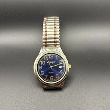 Usado, Relógio masculino Wrangler Hero V377 – pulseira elástica, precisa de bateria comprar usado Usado, Relógio masculino Wrangler Hero V377 – pulseira elástica, precisa de bateria comprar usado  Enviando para Brazil