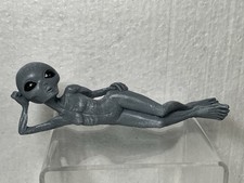 Sexy female alien for sale  Estero