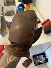 old boxing gloves for sale  YEOVIL