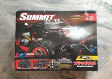 Traxxas Summit (1/8 Mugen Kyosho Tamiya Serpent Sanwa Futaba Os lipo) na sprzedaż  Wysyłka do Poland