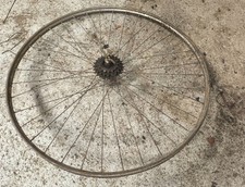 Roue arriere 700 d'occasion  Clermont-Ferrand-