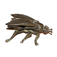 Petit cendrier mouche d'occasion  Cerisy-la-Salle